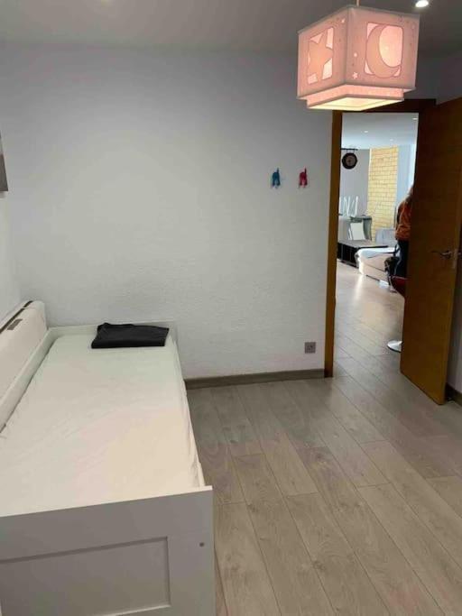 70 Sqm Apartment With Seaview In Arenales Del Sol. Exterior photo